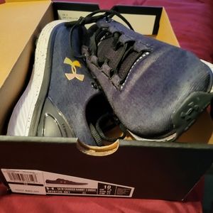 Under Armour Shoes Size 10
